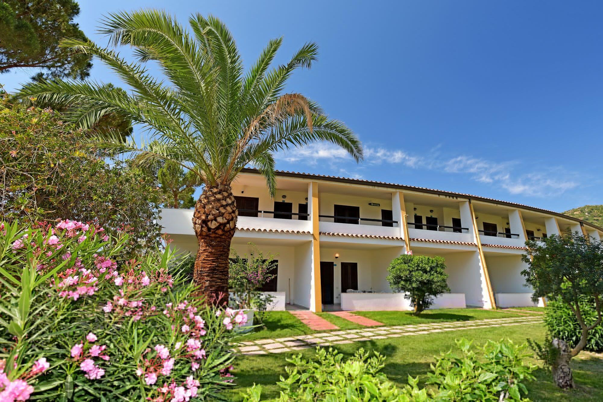 Cormoran Residence Villasimius Esterno foto