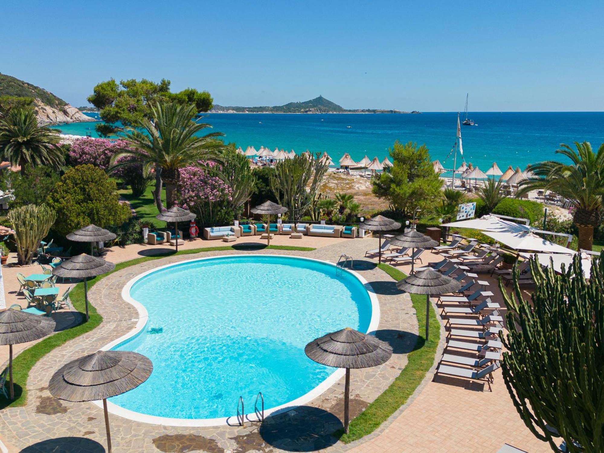 Cormoran Residence Villasimius Esterno foto