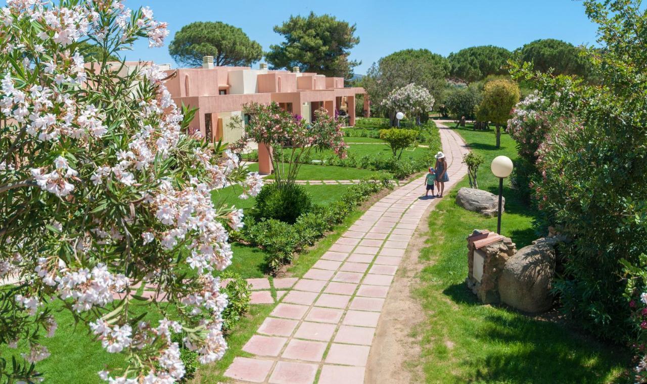 Cormoran Residence Villasimius Esterno foto